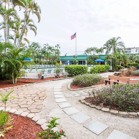 Wyndham Garden Fort Myers Beach Exteriör bild