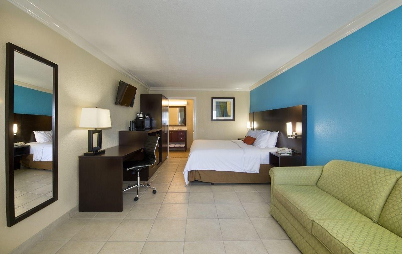 Wyndham Garden Fort Myers Beach Exteriör bild