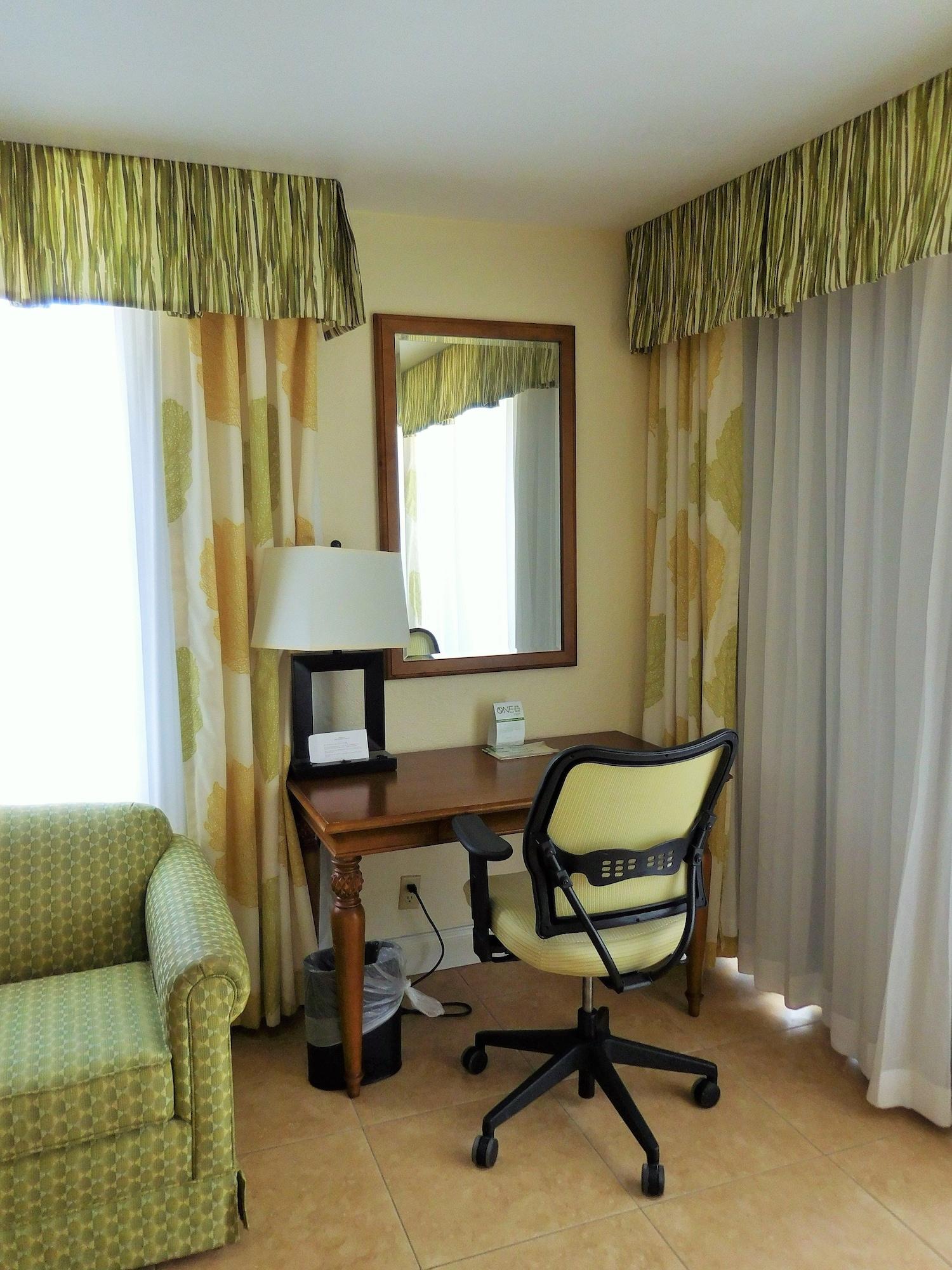 Wyndham Garden Fort Myers Beach Exteriör bild