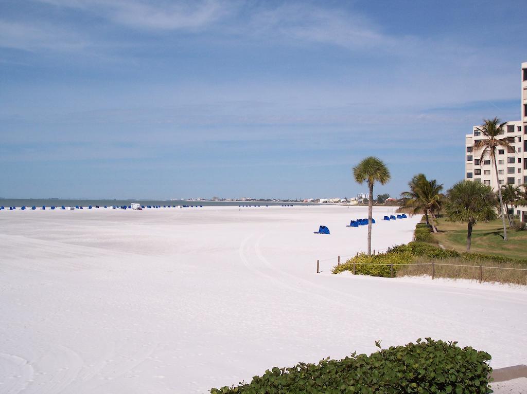 Wyndham Garden Fort Myers Beach Exteriör bild