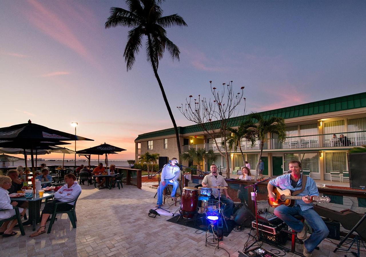 Wyndham Garden Fort Myers Beach Exteriör bild
