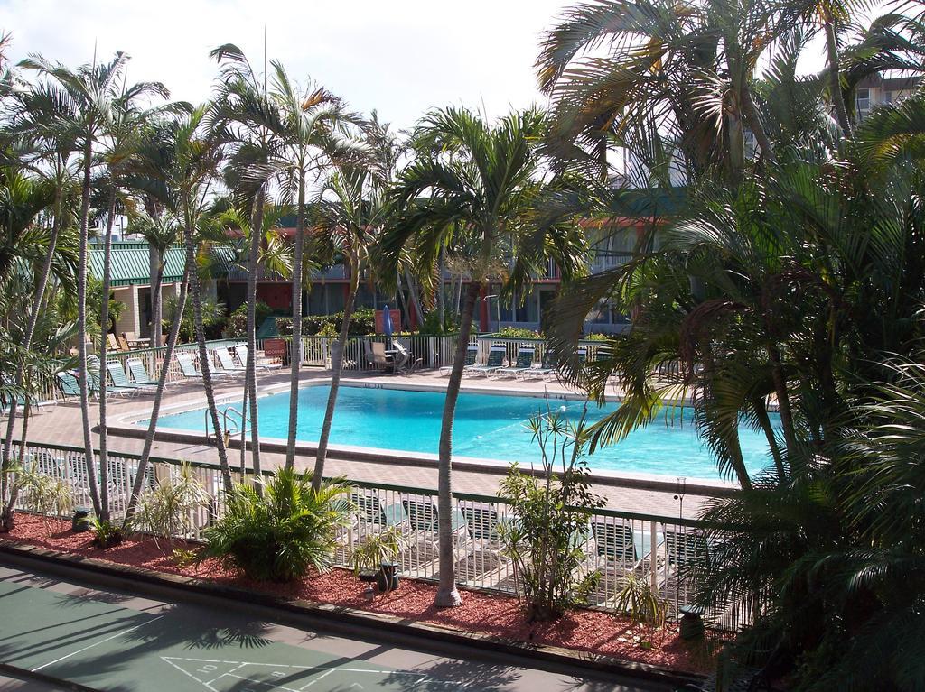 Wyndham Garden Fort Myers Beach Exteriör bild